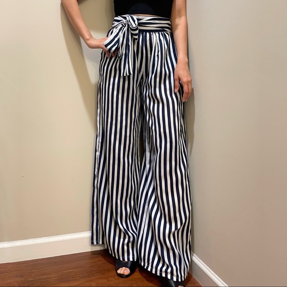 Fashion Nova Navy Blue White Vertical Stripes Highwaist Square Wide Leg Pants-XS - Picture 2 of 4